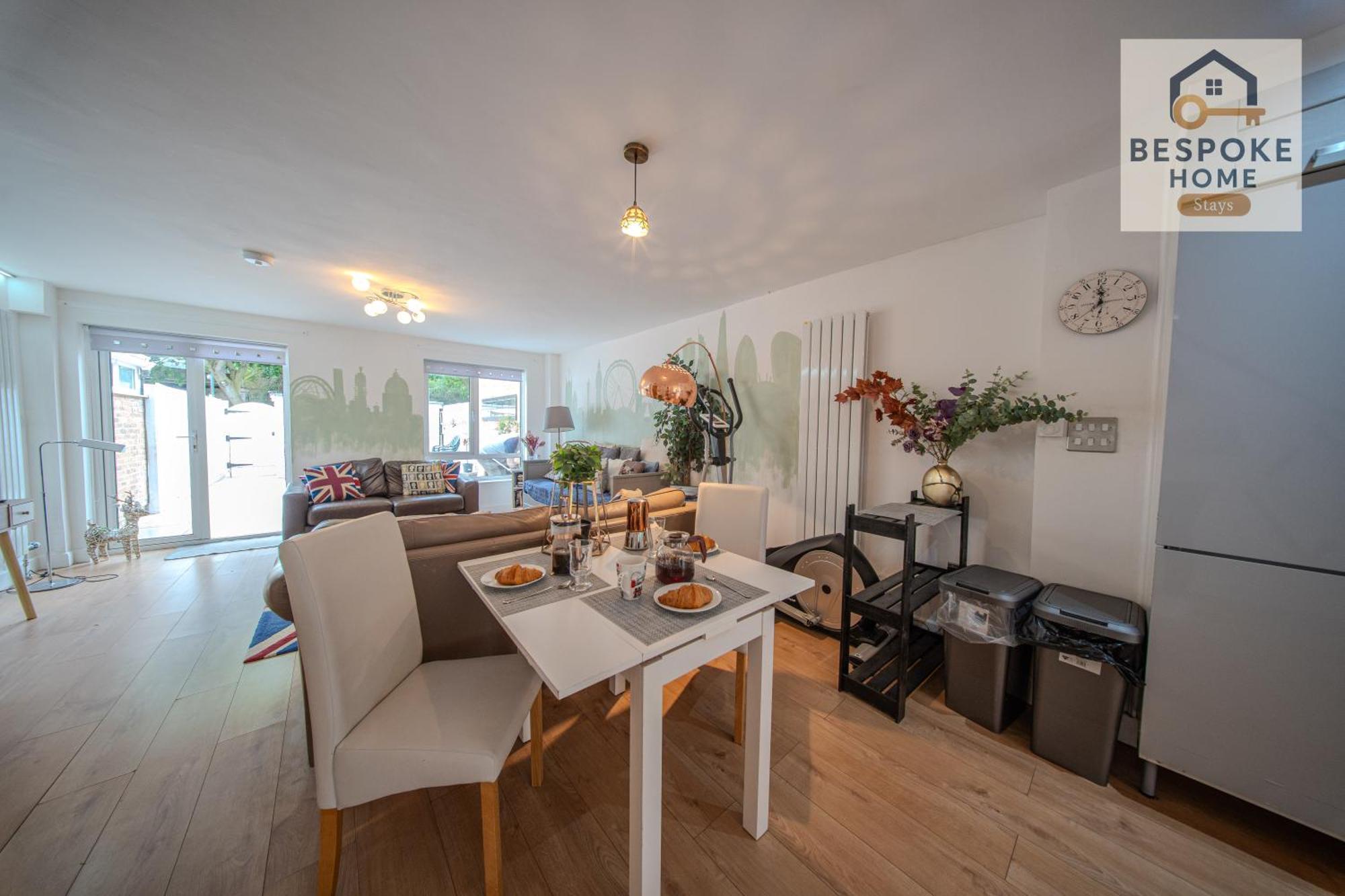 Free Parking - 4 Bed - 3 Bath - Sofa Bed - Digital Lock Entry * Londres