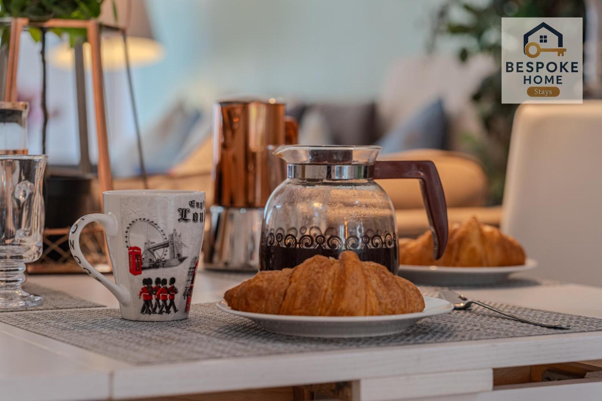 Сasa de vacaciones Modern 4 Bed 3 Bath House - 4 Groups With Free Parking - Londres