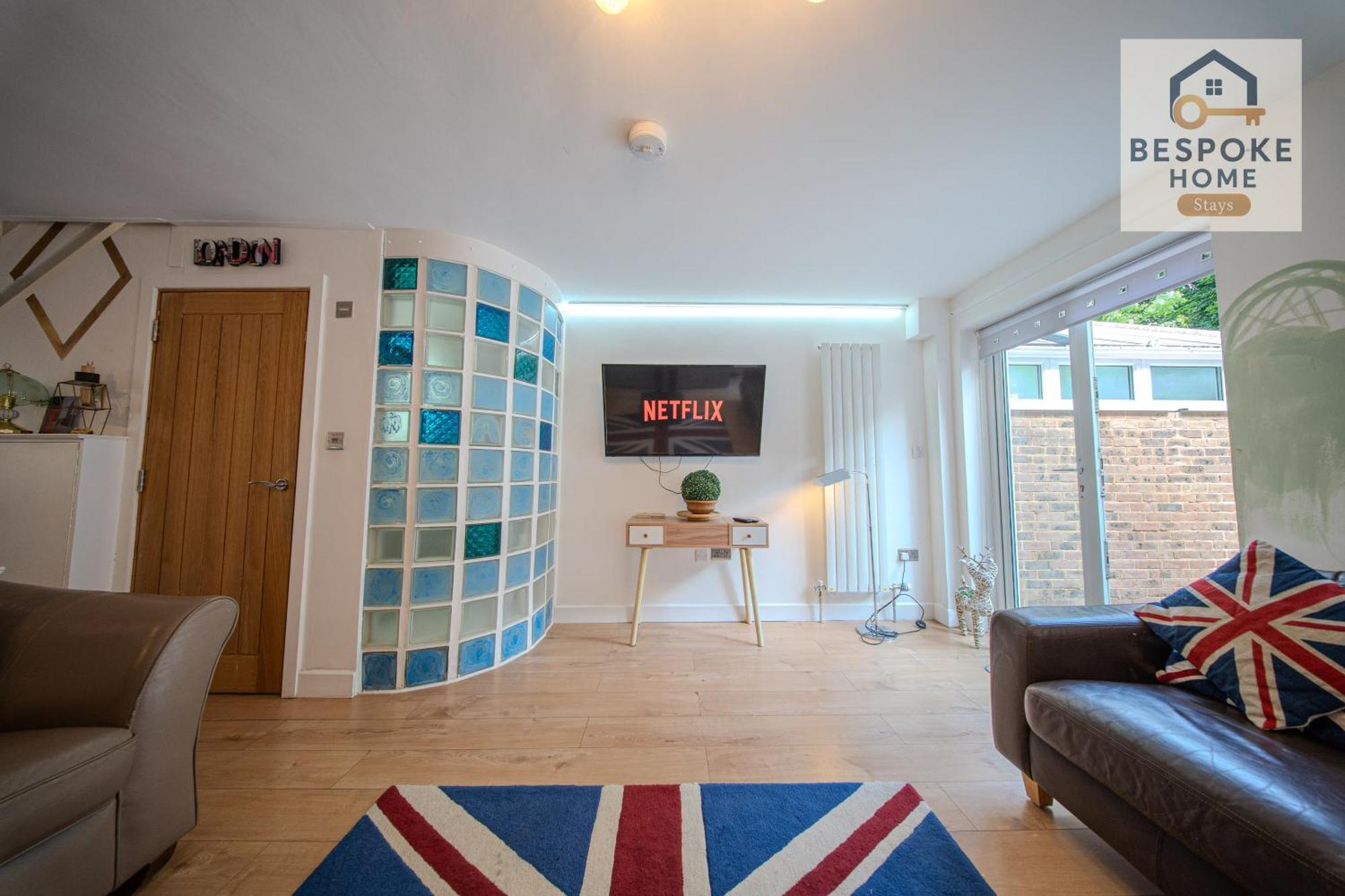 Modern 4 Bed 3 Bath House - 4 Groups With Free Parking - Сasa de vacaciones Londres